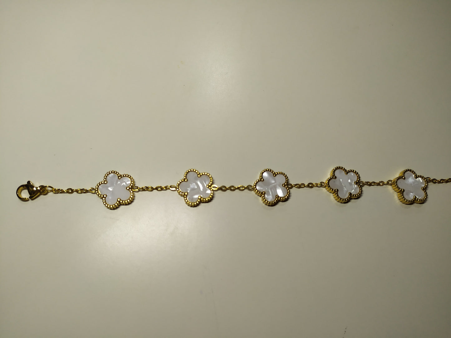 pulsera trebol de cinco hojas blanco - additional image 8