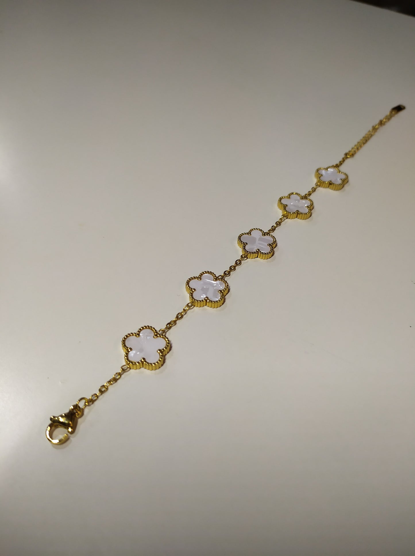 pulsera trebol de cinco hojas blanco - additional image 14